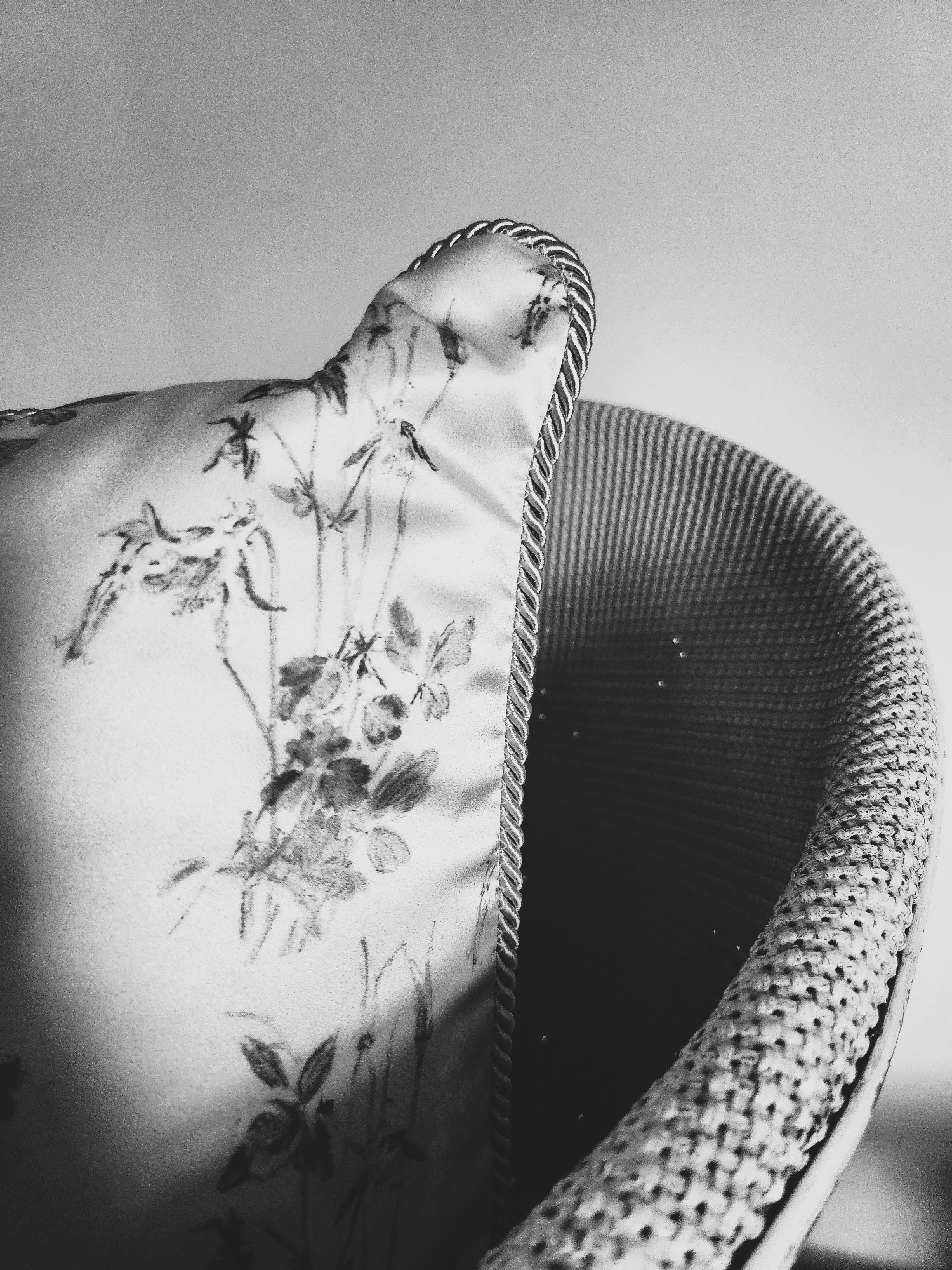 AQUILEGIA SILK cushion